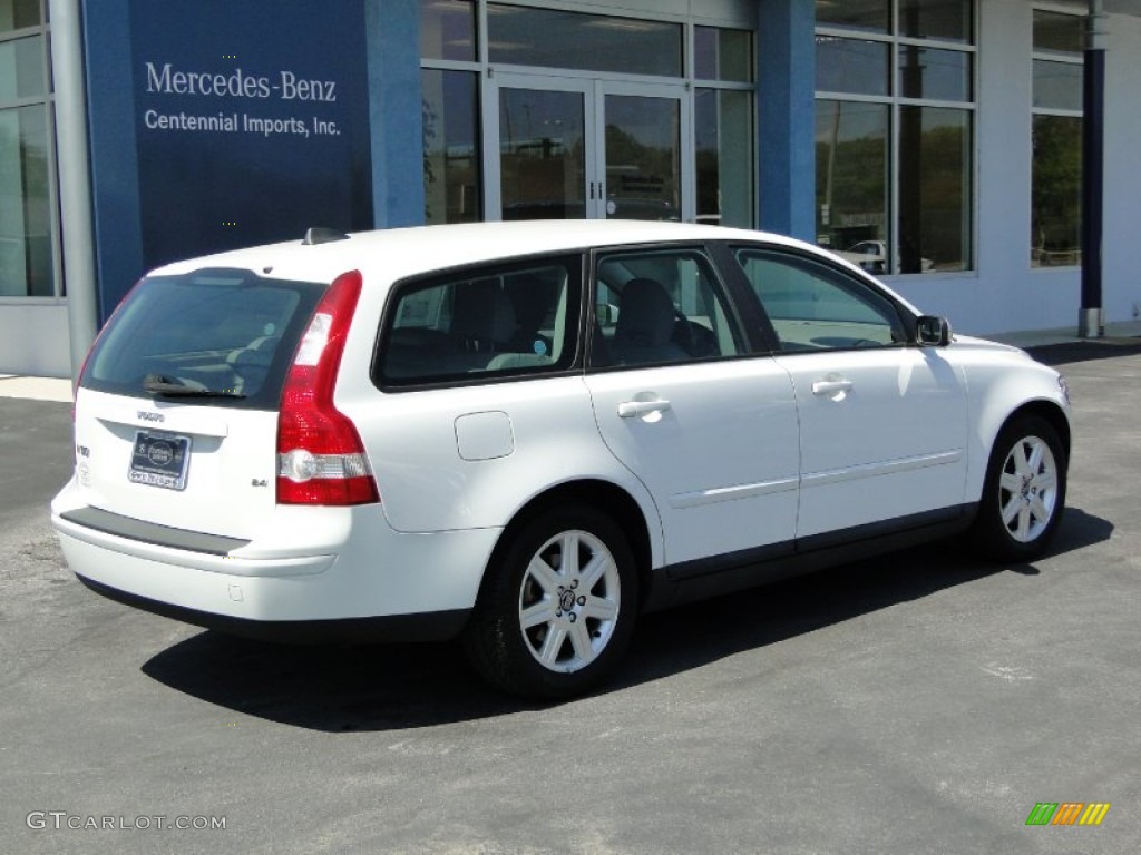 2006 V50 2.4i - Ice White / Dark Beige/Quartz photo #9