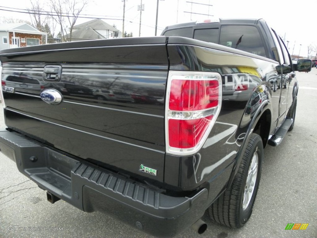 2010 F150 Lariat SuperCab 4x4 - Tuxedo Black / Black photo #8