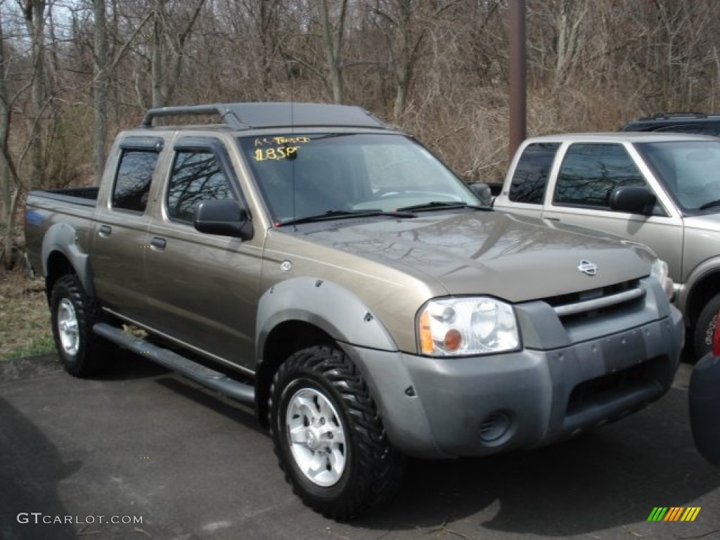 2001 Gold Rush Metallic Nissan Frontier XE V6 Crew Cab 4x4 62491116