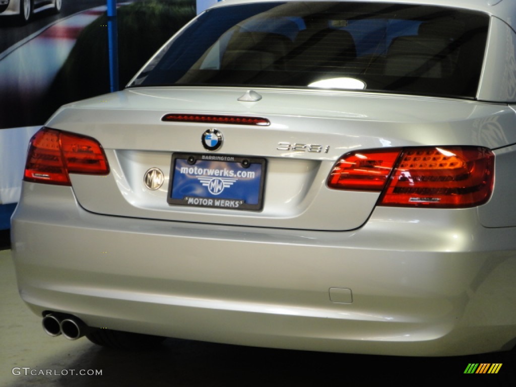 2011 3 Series 328i Convertible - Titanium Silver Metallic / Black photo #13