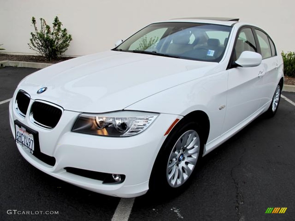 2009 3 Series 328i Sedan - Alpine White / Beige photo #1