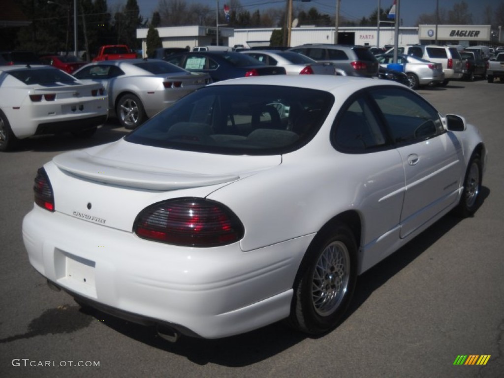 1999 Grand Prix GT Coupe - Arctic White / Graphite photo #3