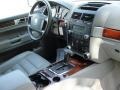 Kristal Grey Interior Photo for 2005 Volkswagen Touareg #62508586