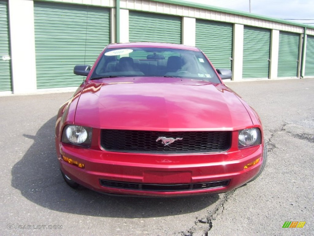 2007 Mustang V6 Deluxe Coupe - Redfire Metallic / Dark Charcoal photo #2