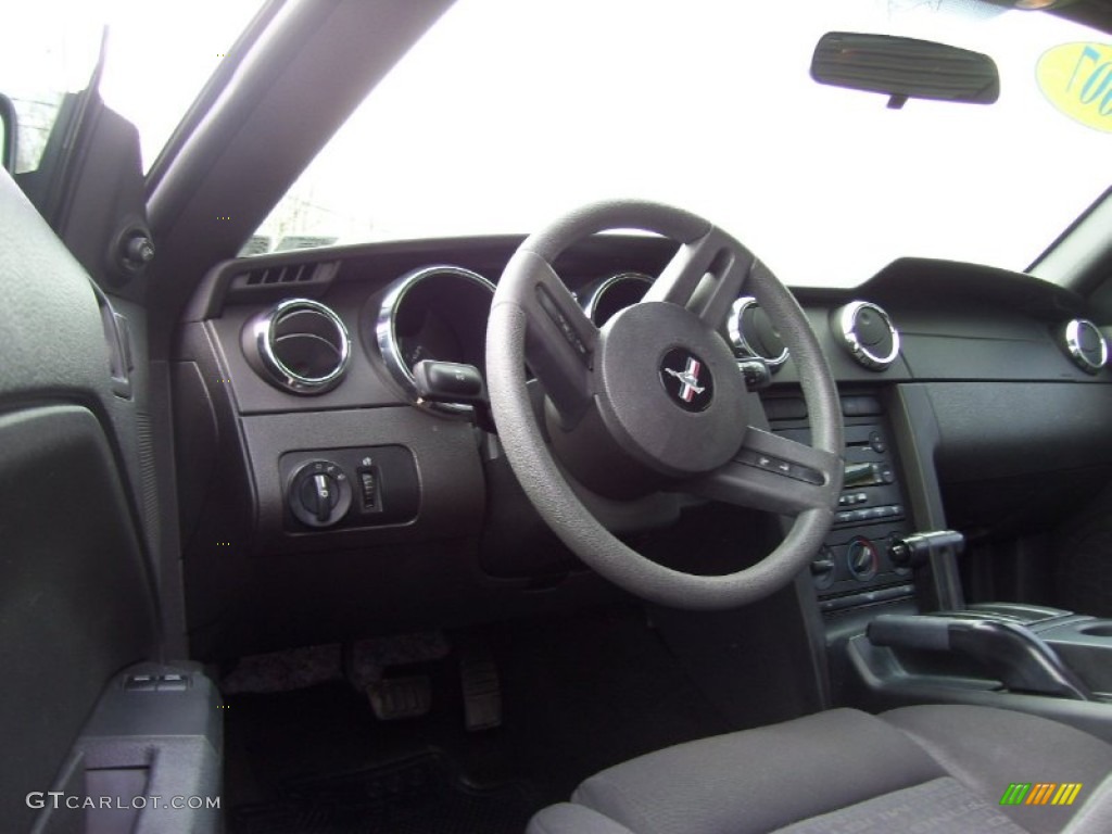 2007 Mustang V6 Deluxe Coupe - Redfire Metallic / Dark Charcoal photo #10