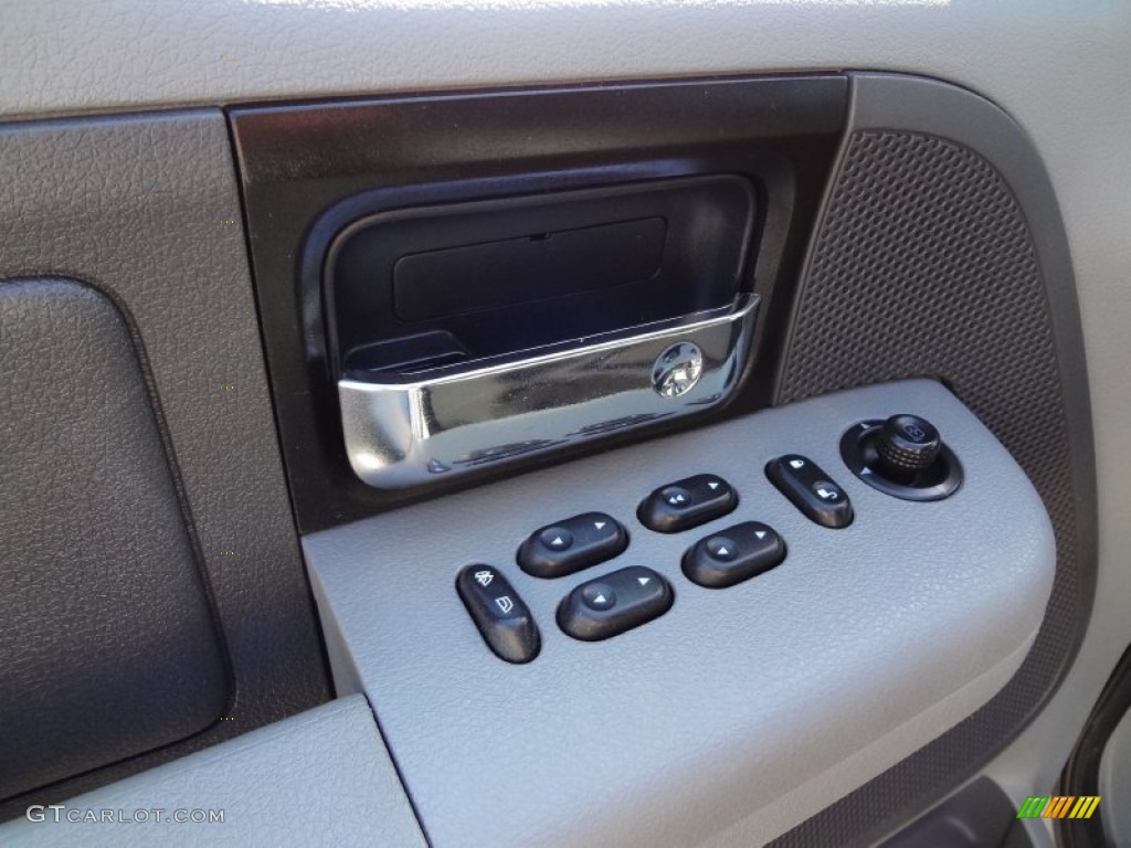 2005 F150 XLT SuperCab 4x4 - Silver Metallic / Medium Flint Grey photo #21