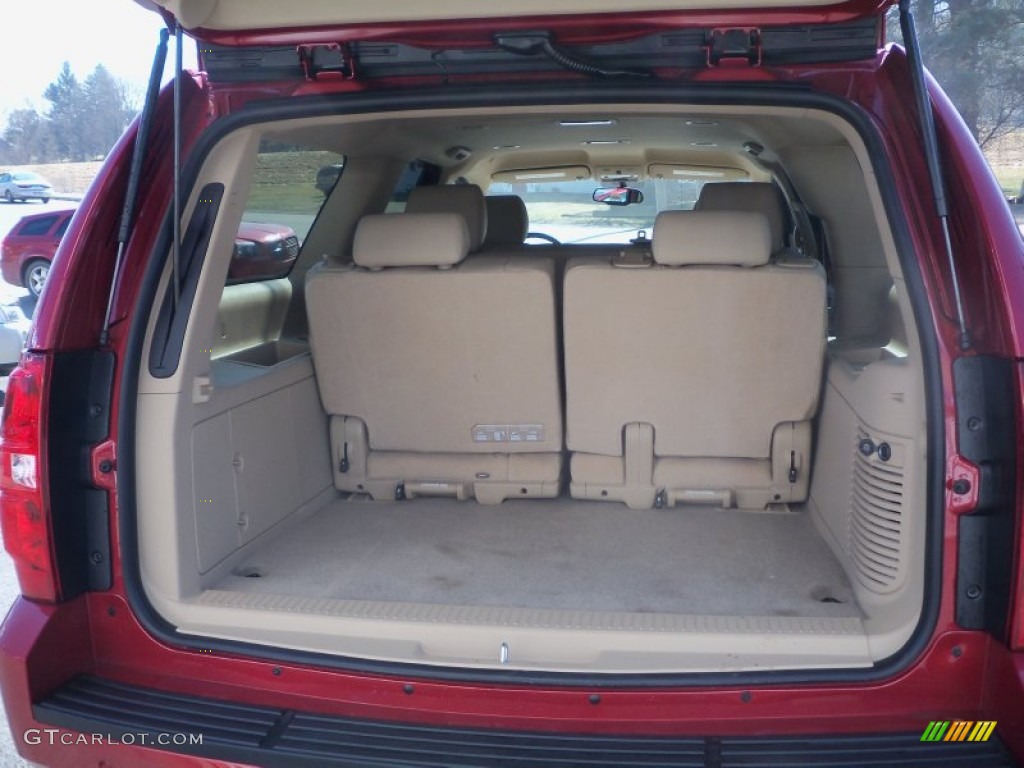 2012 Chevrolet Suburban LT 4x4 Trunk Photo #62513719