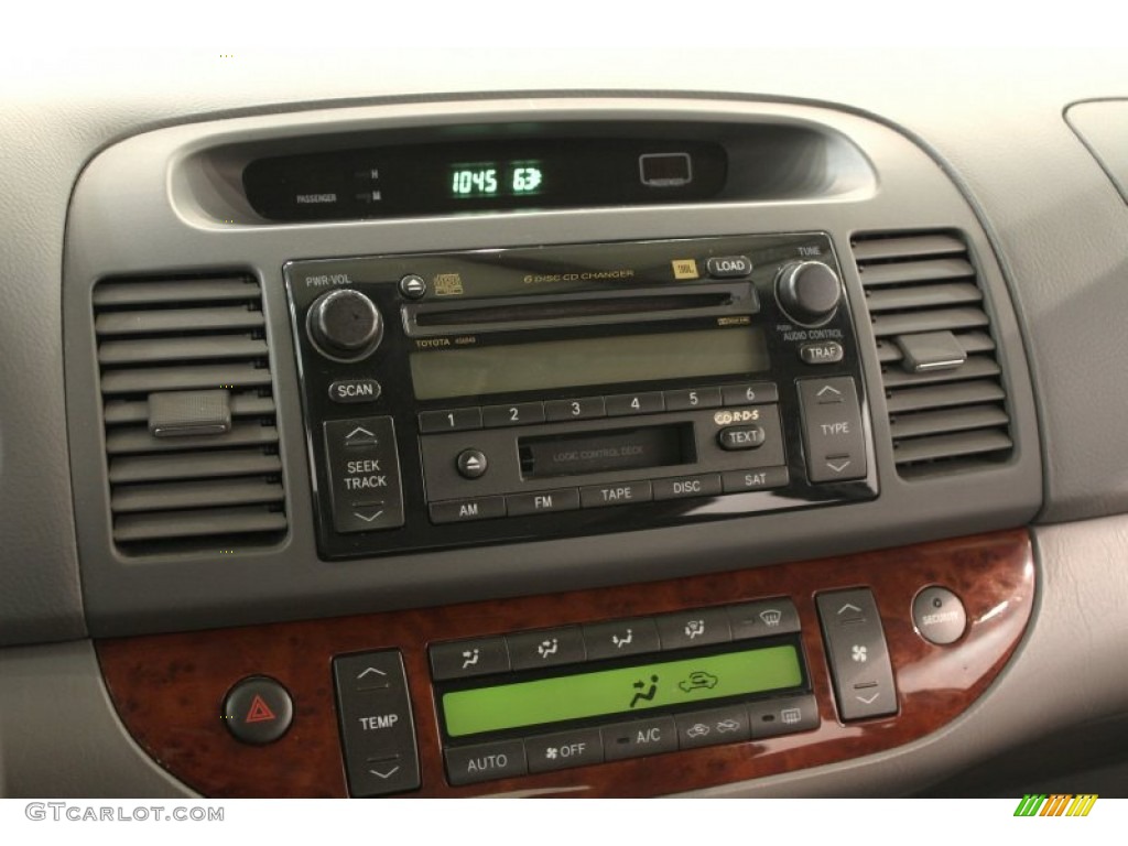 2005 Toyota Camry XLE Controls Photo #62520640