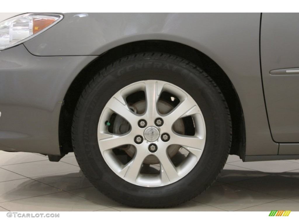 2005 Toyota Camry XLE Wheel Photo #62520760