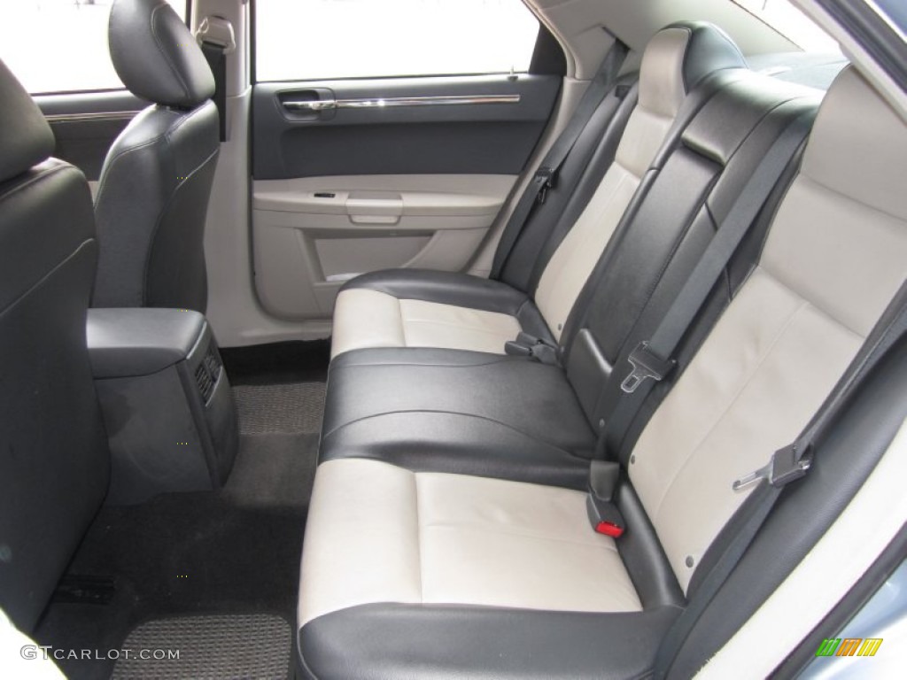 Dark Slate Gray/Light Graystone Interior 2006 Chrysler 300 Touring Photo #62520775