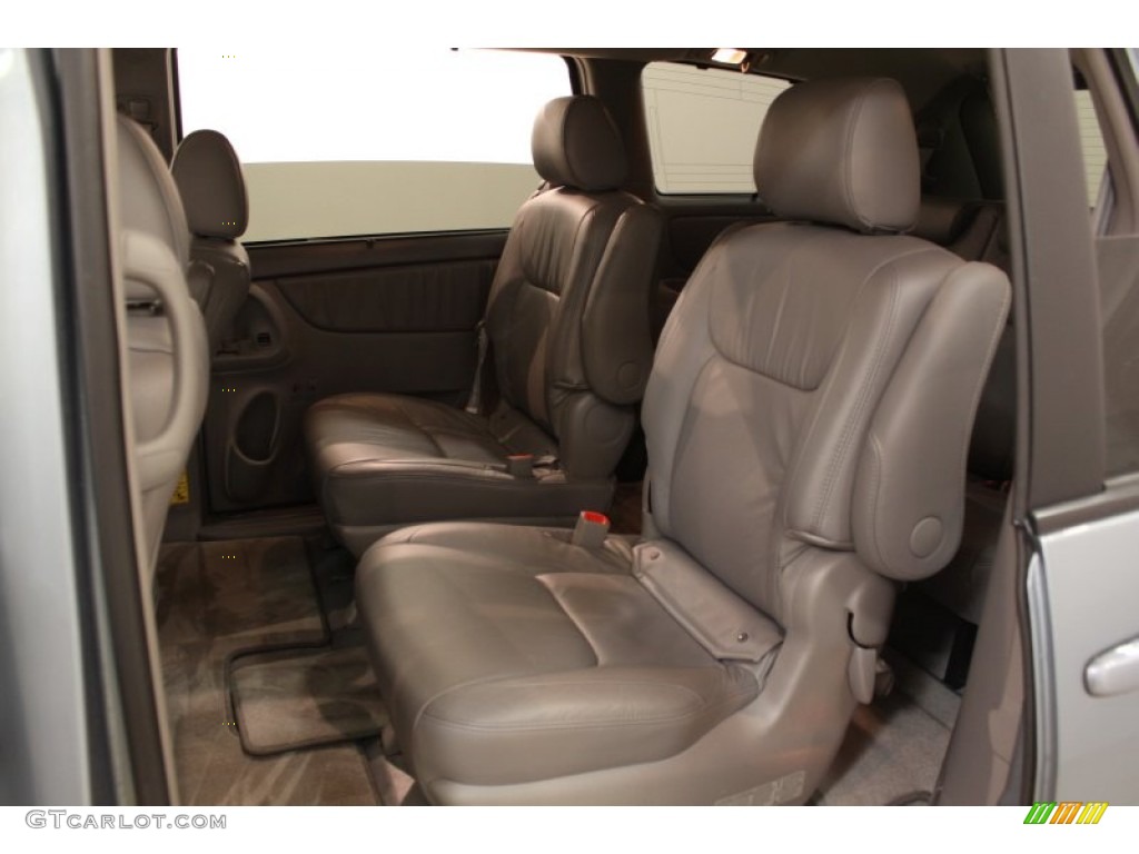 2007 Toyota Sienna XLE Limited AWD Rear Seat Photo #62521013