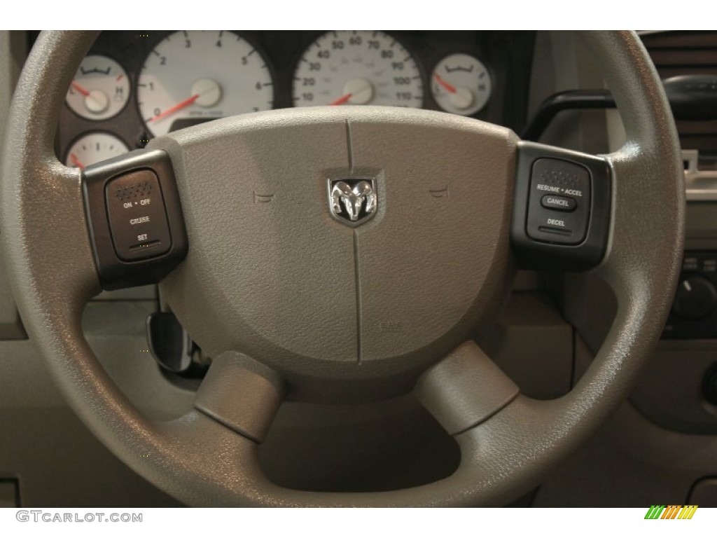 2008 Ram 1500 SLT Quad Cab 4x4 - Light Khaki Metallic / Khaki photo #9