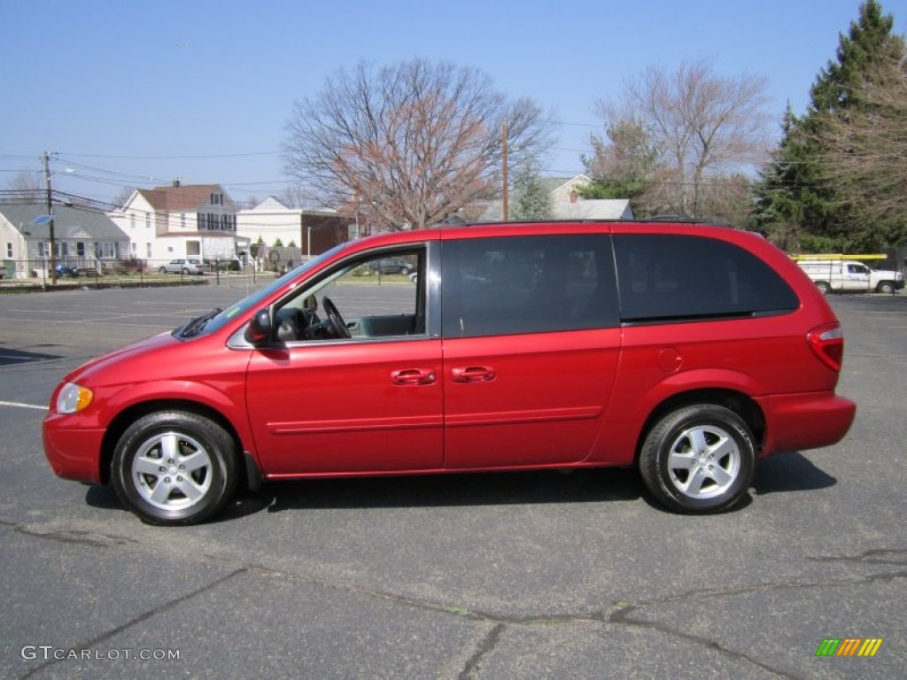 Inferno Red Crystal Pearl 2005 Dodge Grand Caravan SXT Exterior Photo #62521924