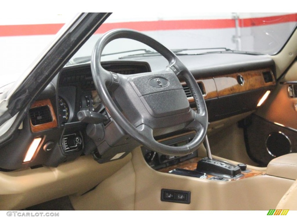 1990 Jaguar XJ XJS Convertible Beige Dashboard Photo #62523154