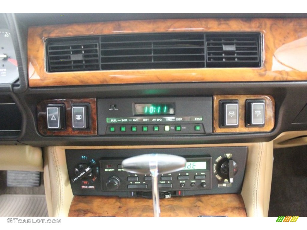 1990 Jaguar XJ XJS Convertible Controls Photo #62523374