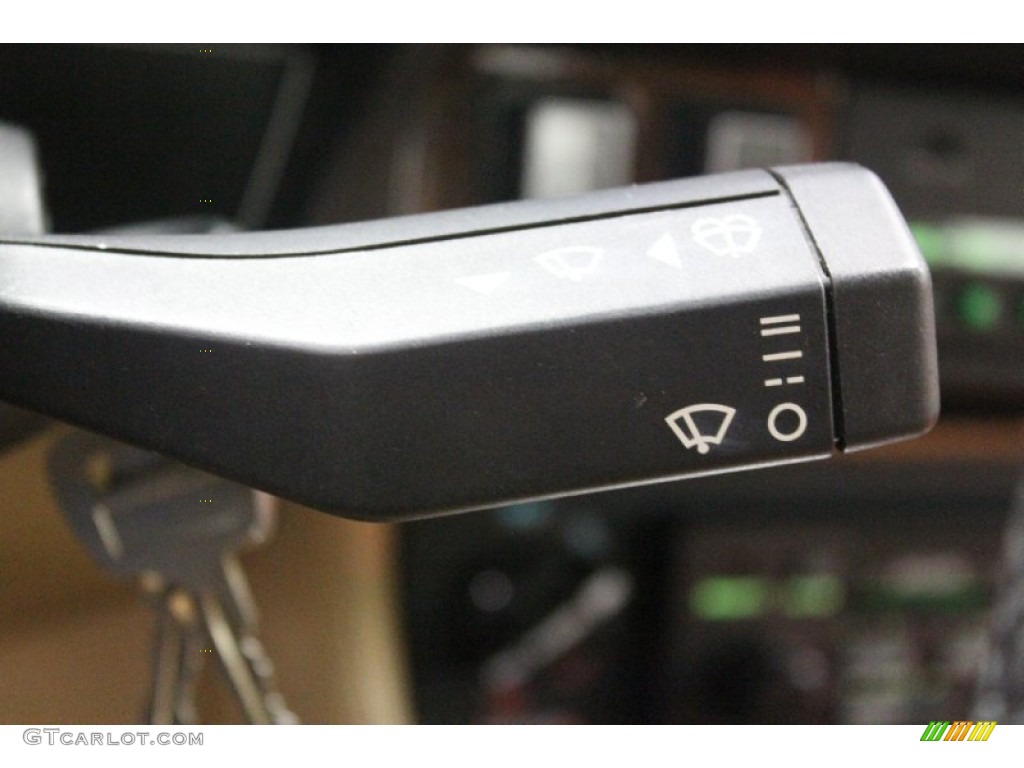 1990 Jaguar XJ XJS Convertible Controls Photo #62523418