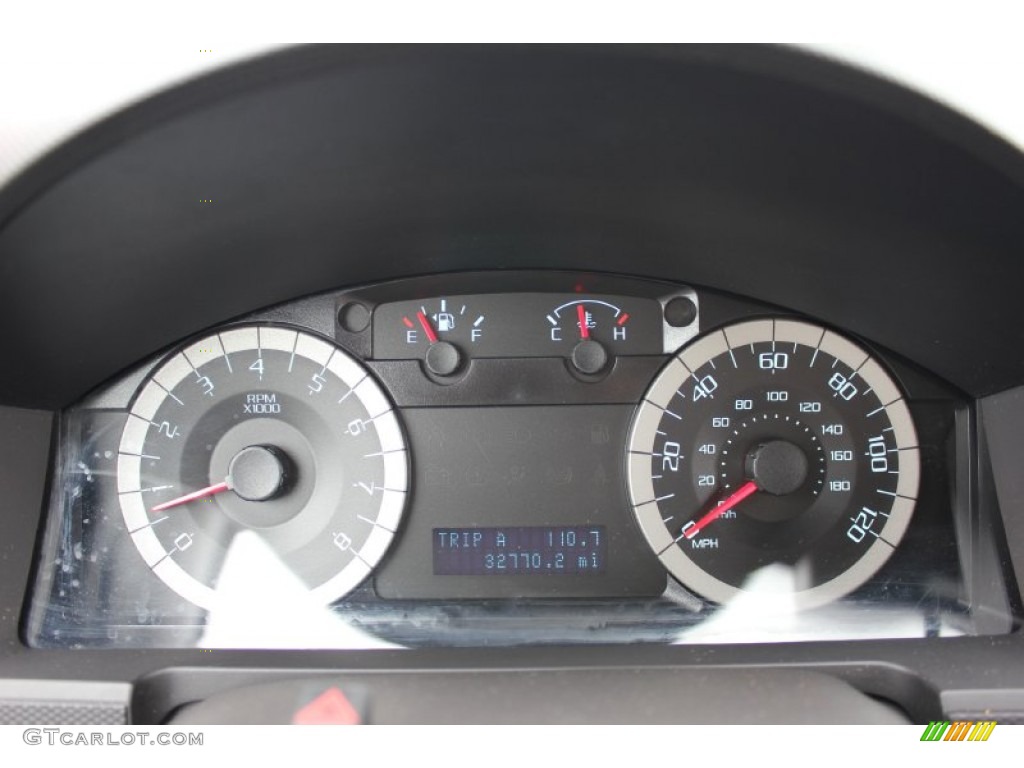 2010 Ford Escape XLT V6 4WD Gauges Photos