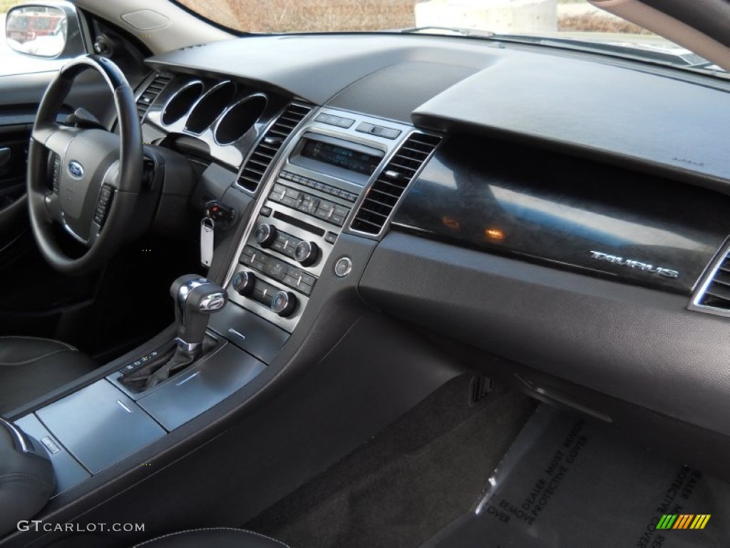 2011 Ford Taurus Limited Charcoal Black Dashboard Photo #62526539