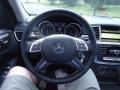 Black - ML 350 4Matic Photo No. 22