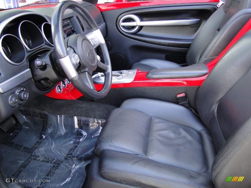 Ebony Black Interior 2005 Chevrolet SSR Standard SSR Model Photo #62528636