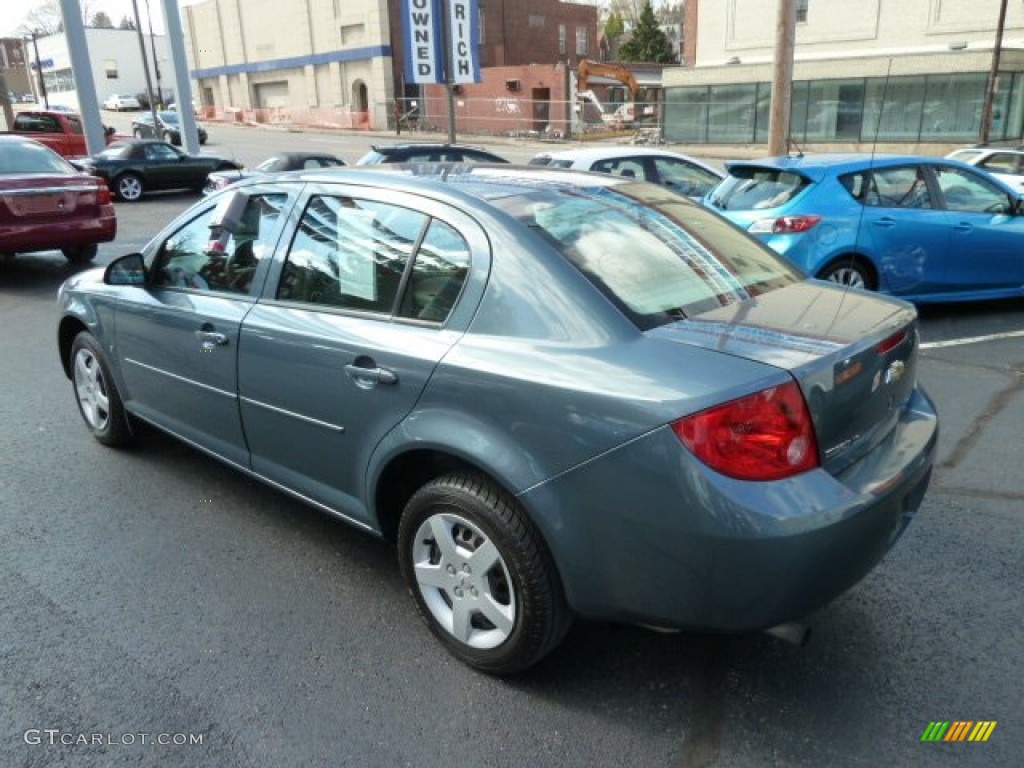 2007 Cobalt LT Sedan - Blue Granite Metallic / Gray photo #3