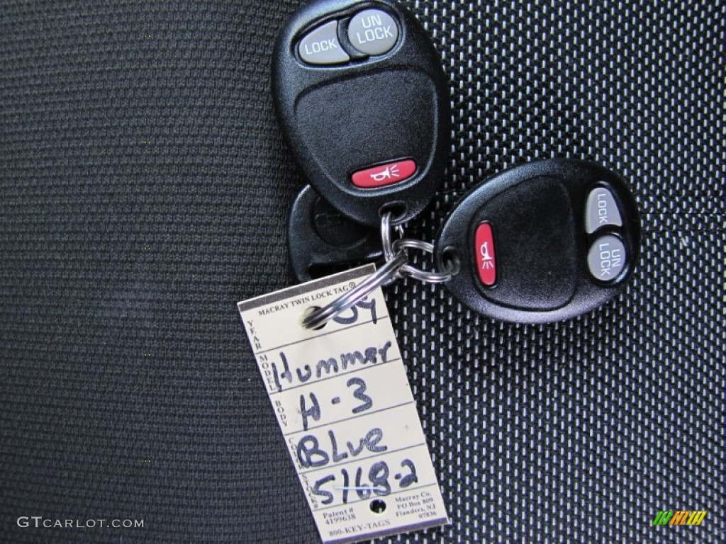 2009 Hummer H3 Standard H3 Model Keys Photo #62535665