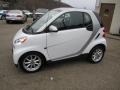 2009 Crystal White Smart fortwo passion coupe  photo #5