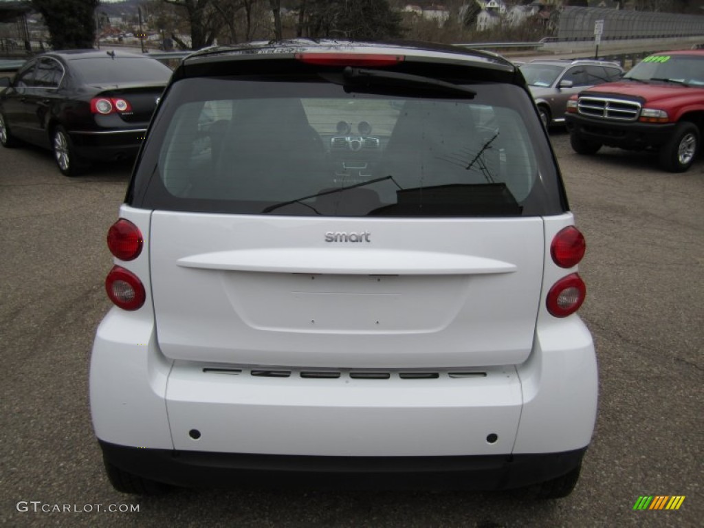 2009 fortwo passion coupe - Crystal White / Design Black photo #28