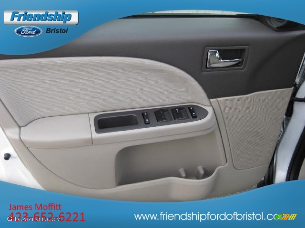 2008 Taurus SEL - Oxford White / Medium Light Stone photo #13