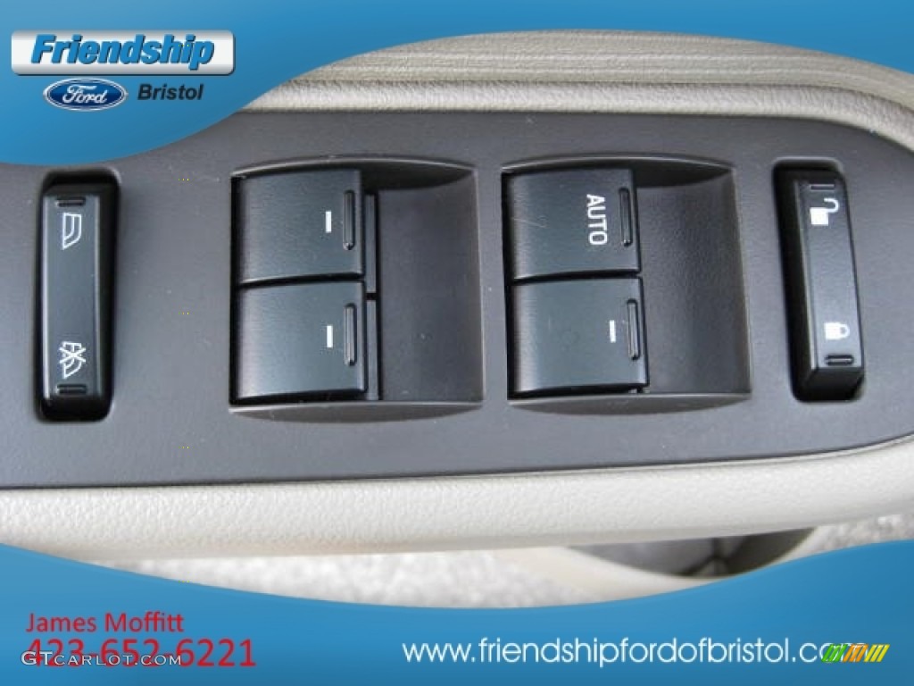 2008 Taurus SEL - Oxford White / Medium Light Stone photo #14