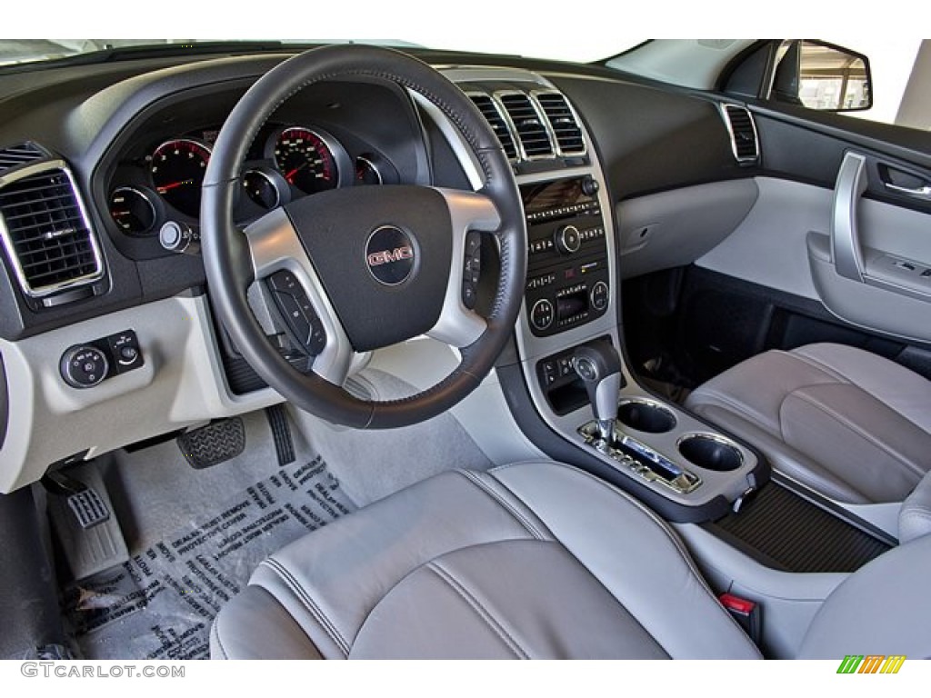 Light Titanium Interior 2011 GMC Acadia SLT Photo #62539594