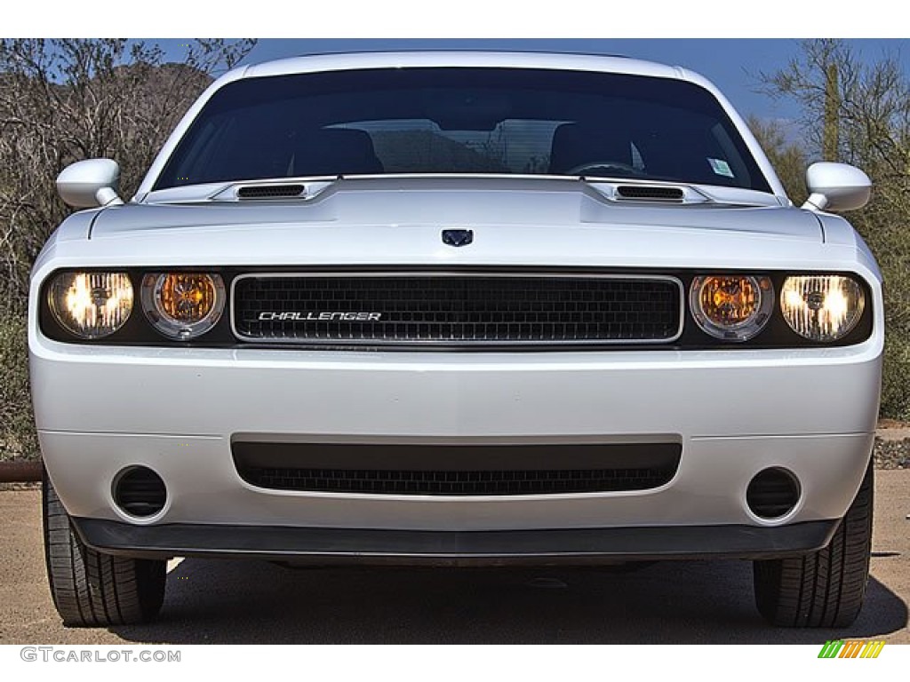 Stone White 2010 Dodge Challenger SE Exterior Photo #62541522