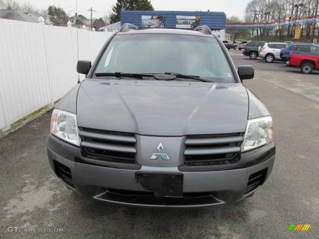 2004 Endeavor LS AWD - Titanium Gray Pearl / Charcoal Gray photo #4
