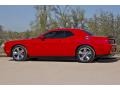 Inferno Red Crystal Pearl Coat - Challenger SRT8 Photo No. 10