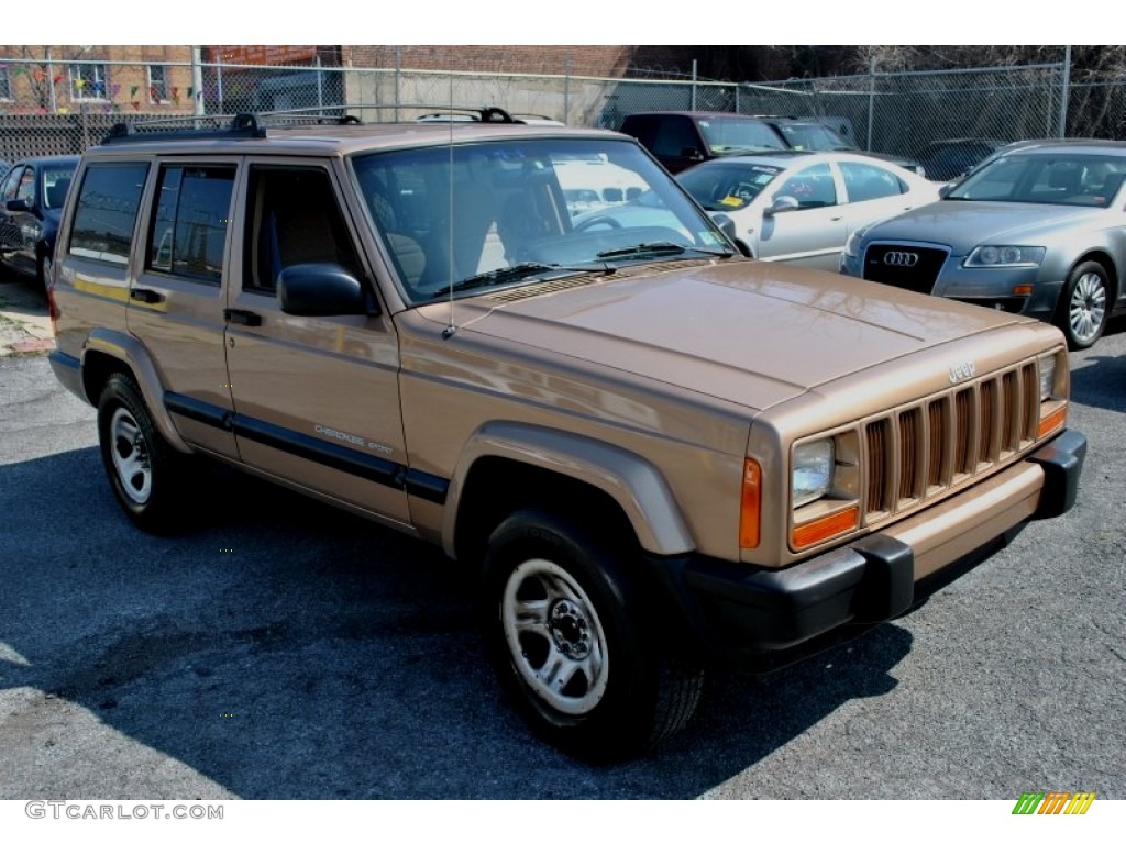 Desert Sand Pearl 2000 Jeep Cherokee Sport 4x4 Exterior Photo #62543074