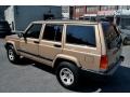 Desert Sand Pearl - Cherokee Sport 4x4 Photo No. 3