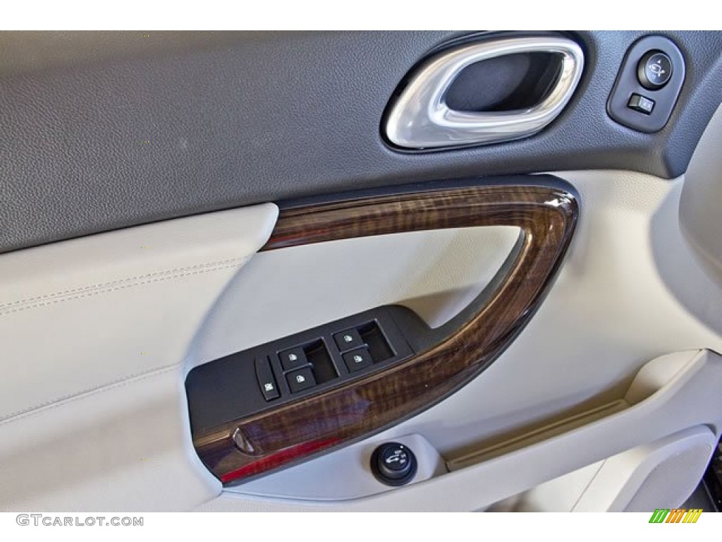2011 Saab 9-4X 3.0i XWD Parchment Door Panel Photo #62544175