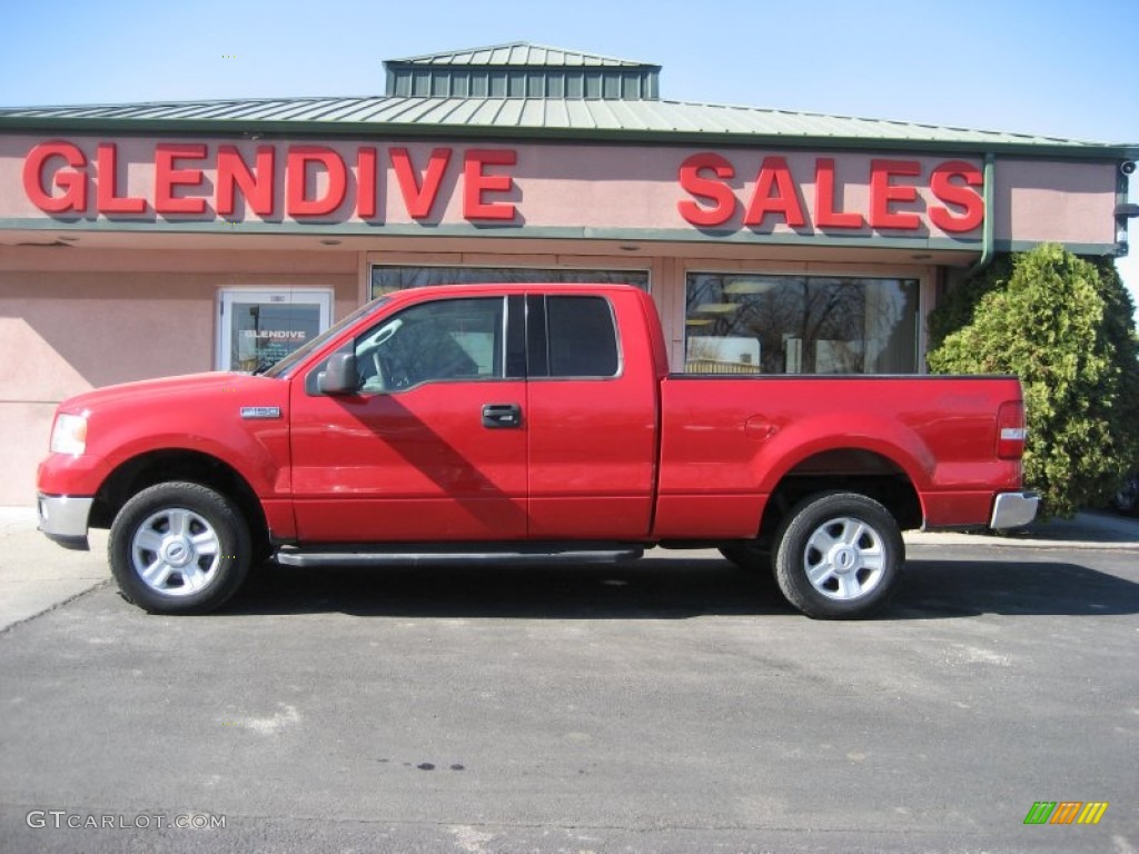 2004 F150 XLT SuperCab 4x4 - Bright Red / Dark Flint photo #2