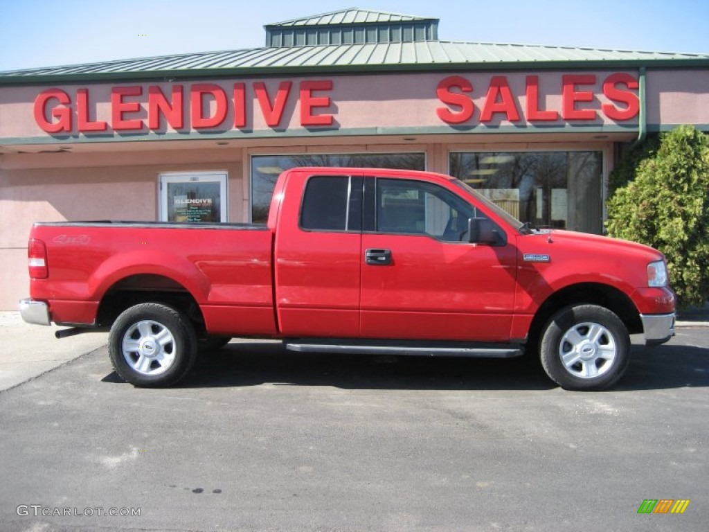 2004 F150 XLT SuperCab 4x4 - Bright Red / Dark Flint photo #3