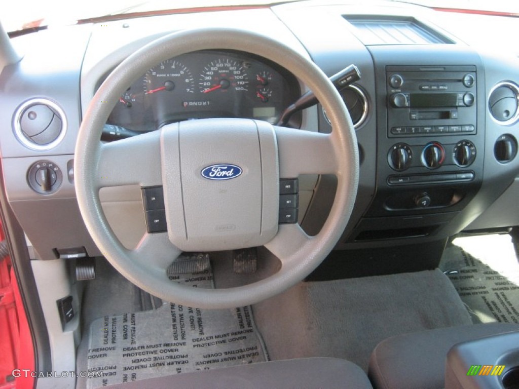 2004 F150 XLT SuperCab 4x4 - Bright Red / Dark Flint photo #7
