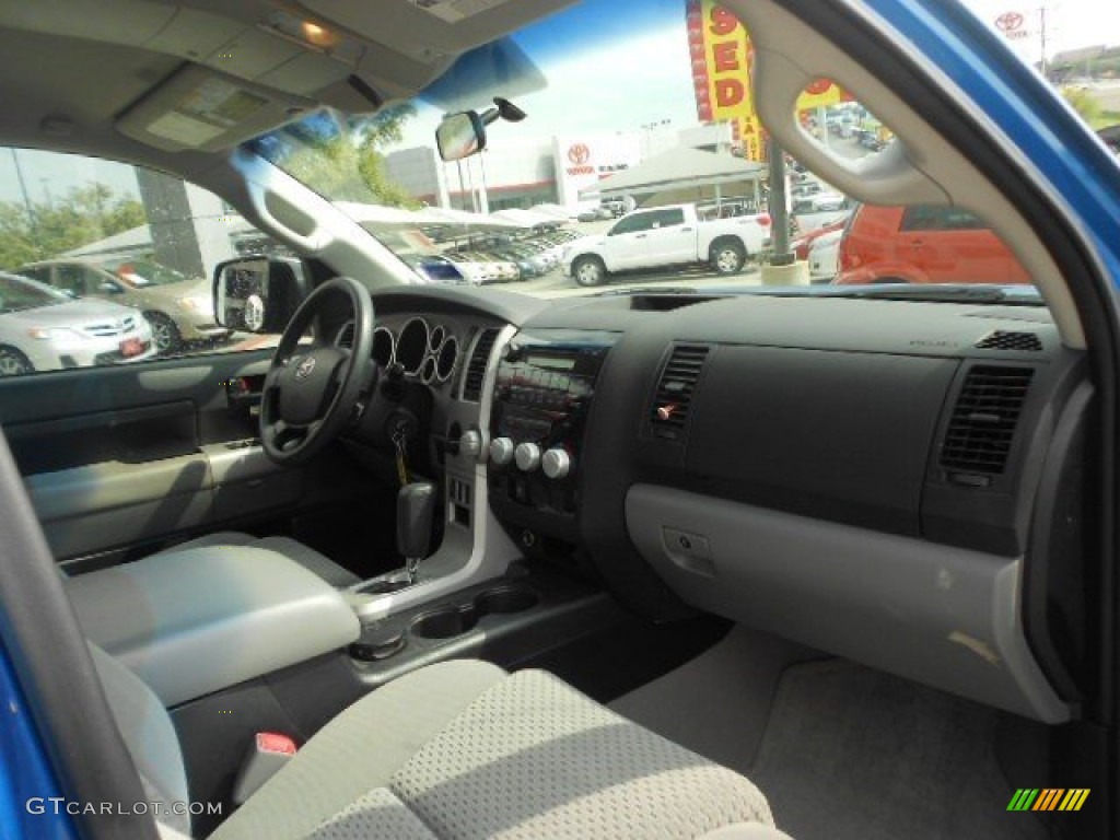 2007 Tundra SR5 Double Cab - Blue Streak Metallic / Graphite Gray photo #16