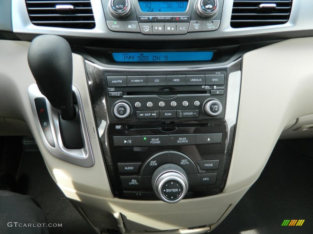 2012 Honda Odyssey Touring Elite Controls Photo #62552440