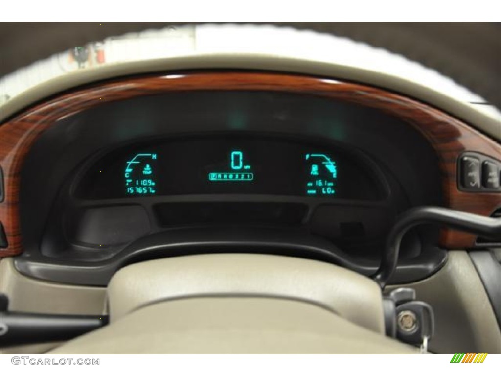 2001 Cadillac DeVille Sedan Gauges Photos