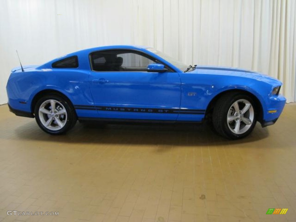 2010 Mustang GT Coupe - Grabber Blue / Stone photo #4