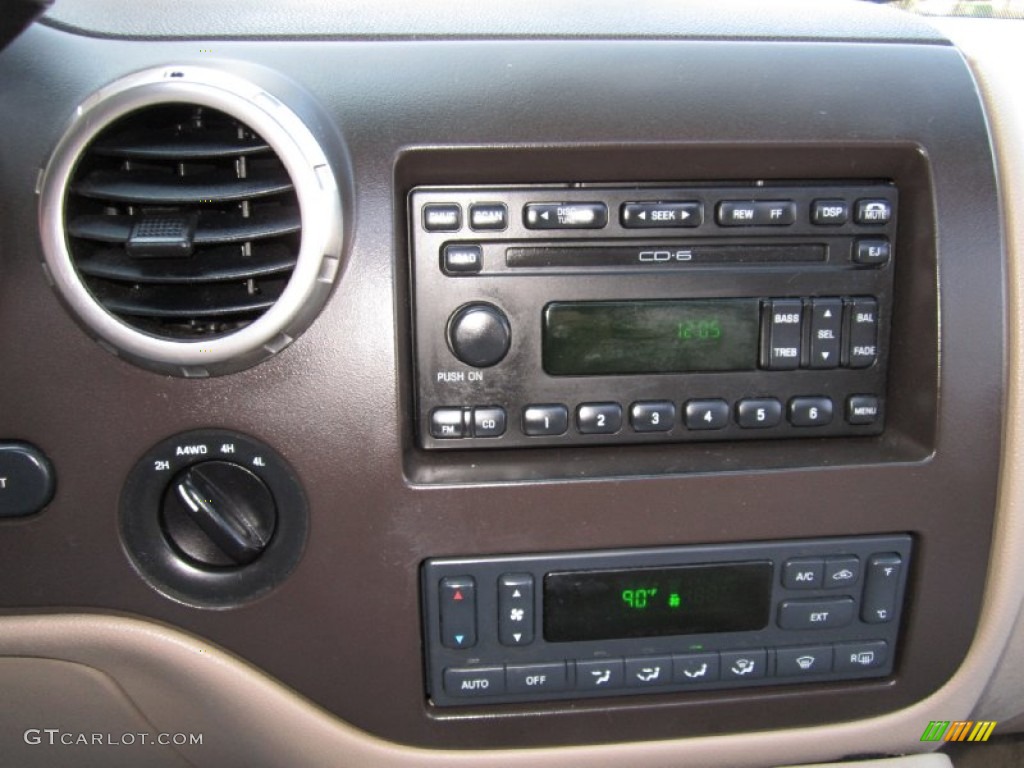 2003 Ford Expedition Eddie Bauer 4x4 Audio System Photo #62556991