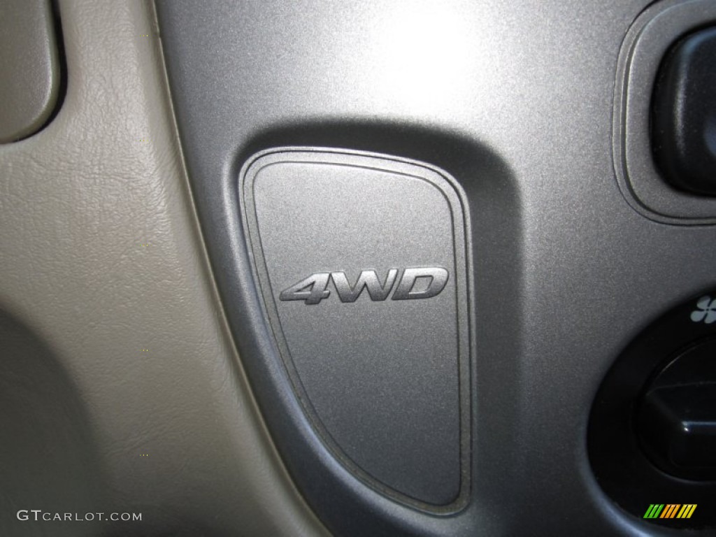 2005 Escape Limited 4WD - Redfire Metallic / Medium/Dark Pebble Beige photo #21