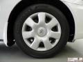 Super White - Camry LE Photo No. 30
