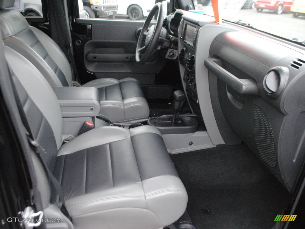 Dark Slate Gray/Medium Slate Gray Interior 2010 Jeep Wrangler Unlimited Rubicon 4x4 Photo #62558815