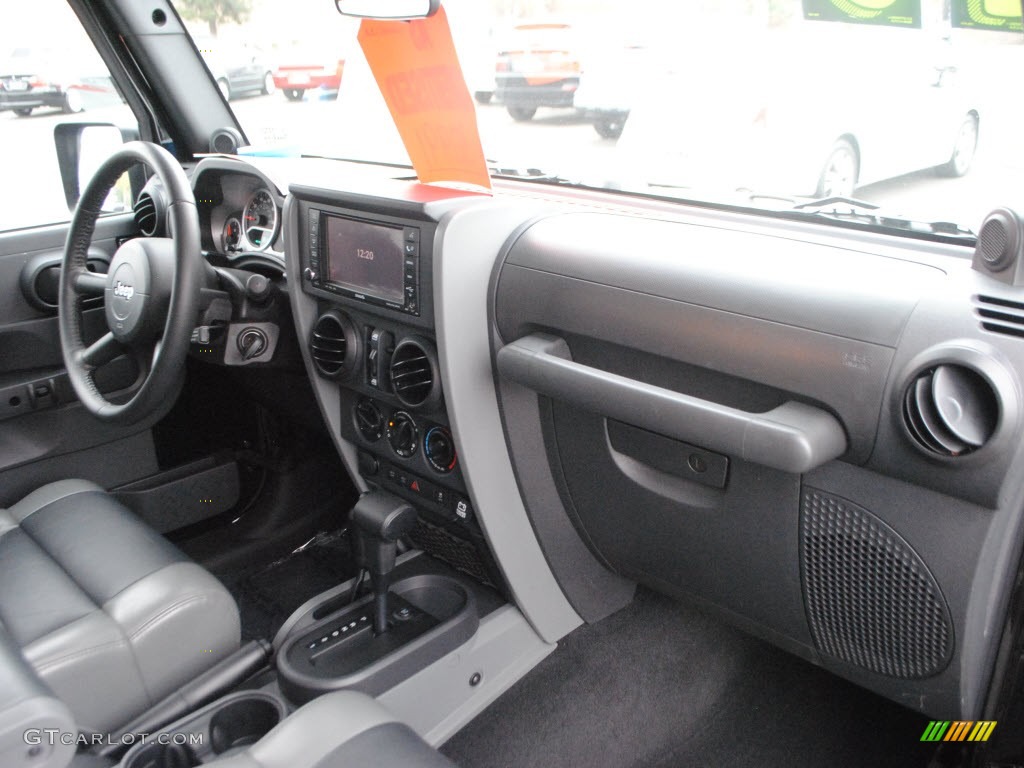 2010 Jeep Wrangler Unlimited Rubicon 4x4 Dark Slate Gray/Medium Slate Gray Dashboard Photo #62558824