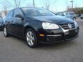 Black - Jetta SE Sedan Photo No. 1
